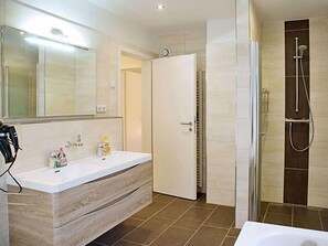 Shower, hair dryer - Seewind Comfortable holiday residence (Breege)