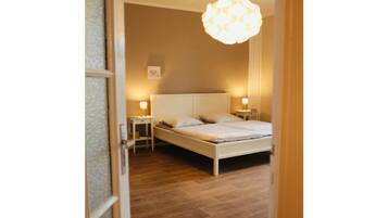 2 Schlafzimmer, Internetzugang, Bettwäsche