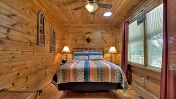 2 habitaciones, escritorio, tabla de planchar con plancha y wifi