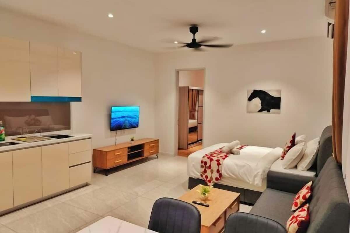 1 bedroom, laptop workspace, iron/ironing board, free WiFi