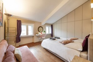 1 quarto, ferros/tábuas de passar roupa, Wi-Fi, roupa de cama