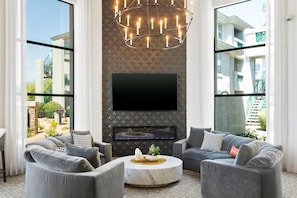 TV, offices - CozySuites at Kierland Commons with pool#15 (Scottsdale)