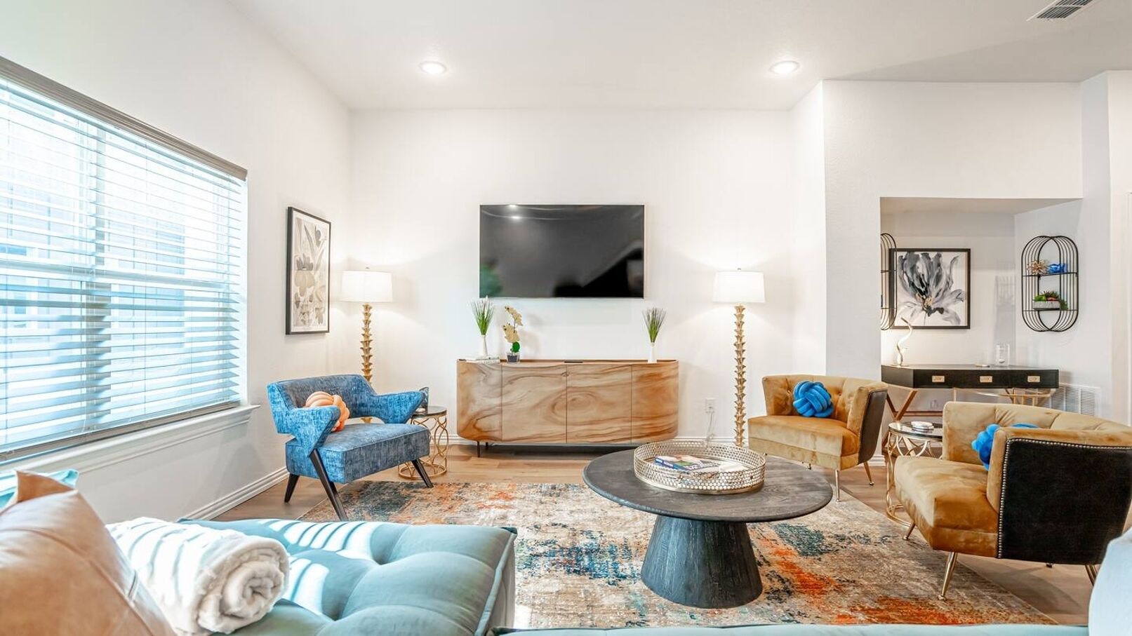 NEW Townhome Near AT&T Stadium / Globe Life