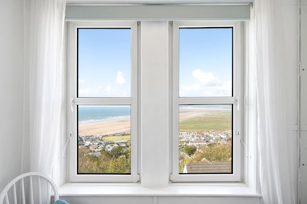 Interior - Apartment, Expansive Sea Views, Private Parking (Westward Ho!)