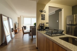 Interior - Luxury Escape near Andares, Modern Retreat (Puerta de Hierro)