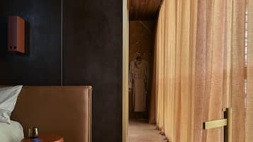 Frette Italian sheets, premium bedding, Select Comfort beds