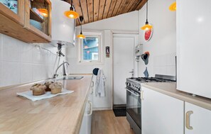 Oven, stovetop, coffee/tea maker