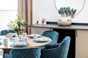 Suite | Servicio de comidas en la habitación