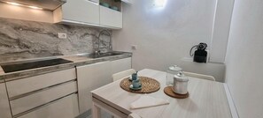 Plaque de cuisson, lave-vaisselle