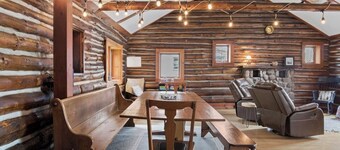 Lakefront | Seneca Wine Trail | Hot Tub | Dock