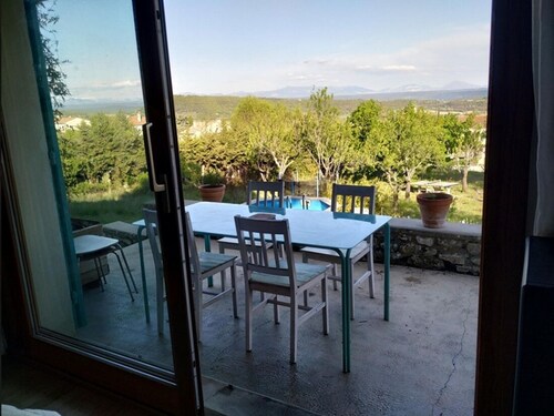 Maison en Provence, Belle Vue, Grand Jardin, Petite Piscine