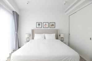 2 chambres, fer et planche à repasser, Wi-Fi, draps fournis