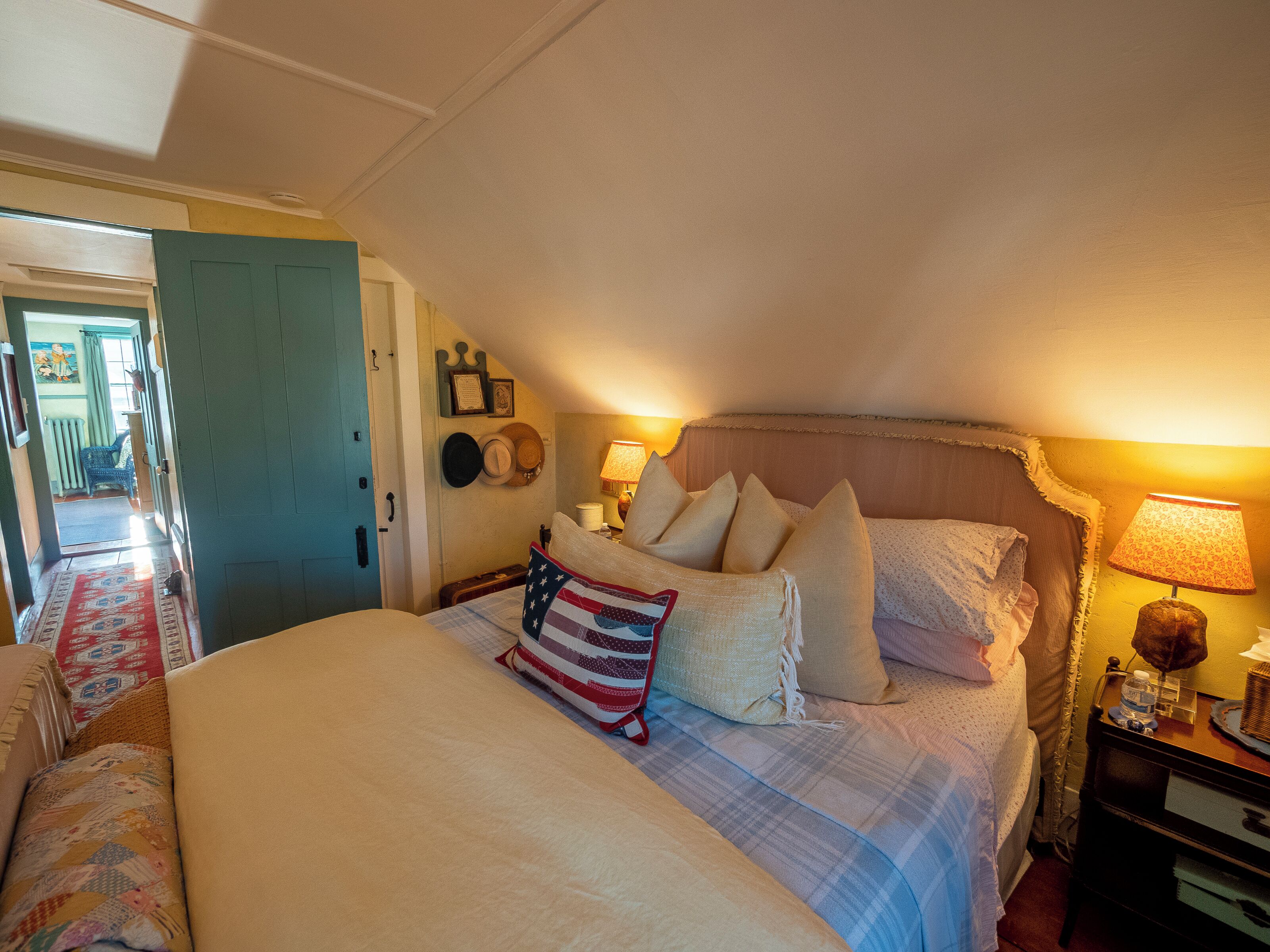 1 chambre, bureau, fer et planche à repasser, Wi-Fi gratuit