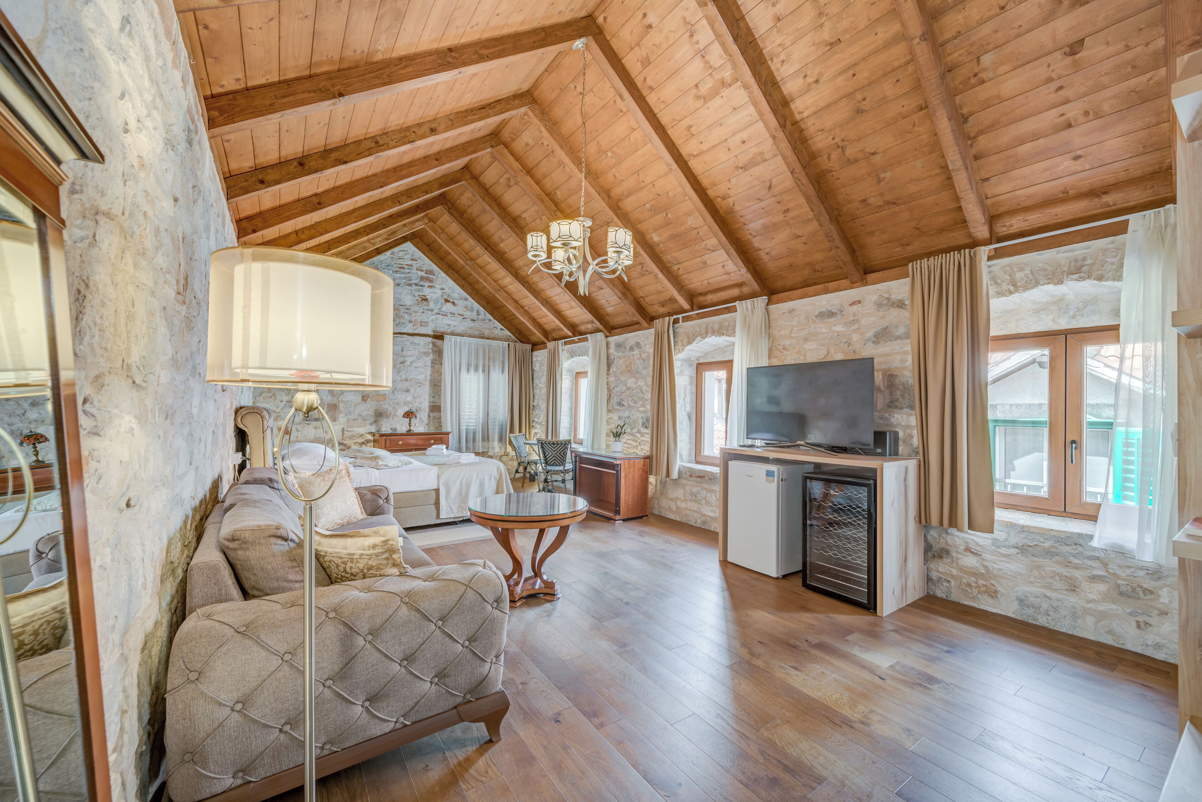 Apartamento luxo | Edredons de pluma, Wi-Fi de cortesia