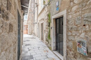 Fachada de la propiedad