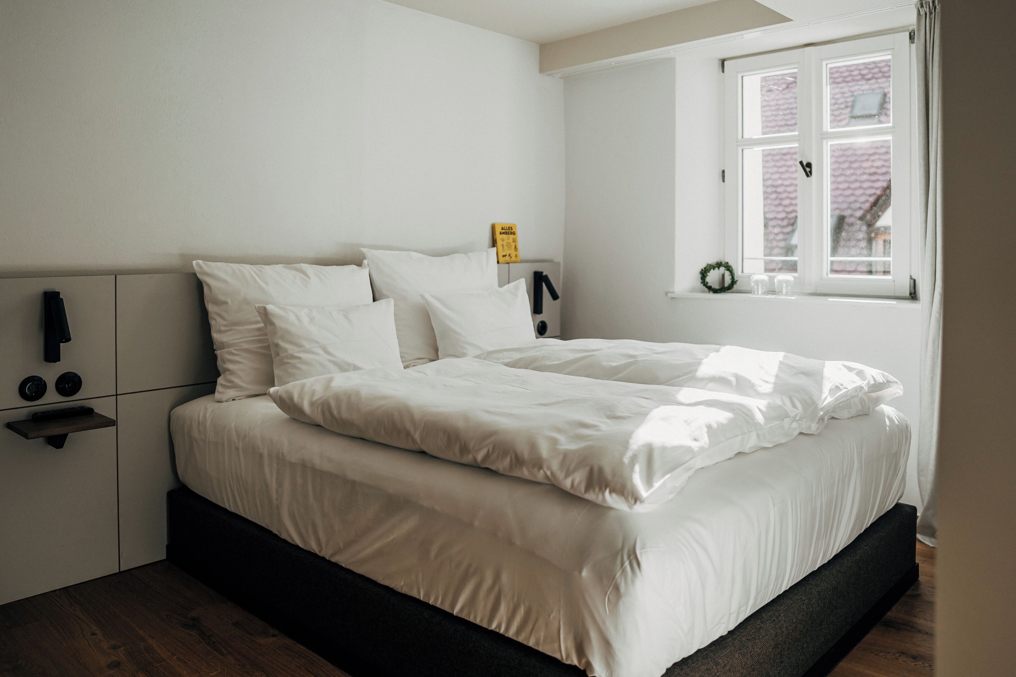 Familienzimmer | Zimmersafe, Verdunkelungsvorhänge, schallisolierte Zimmer