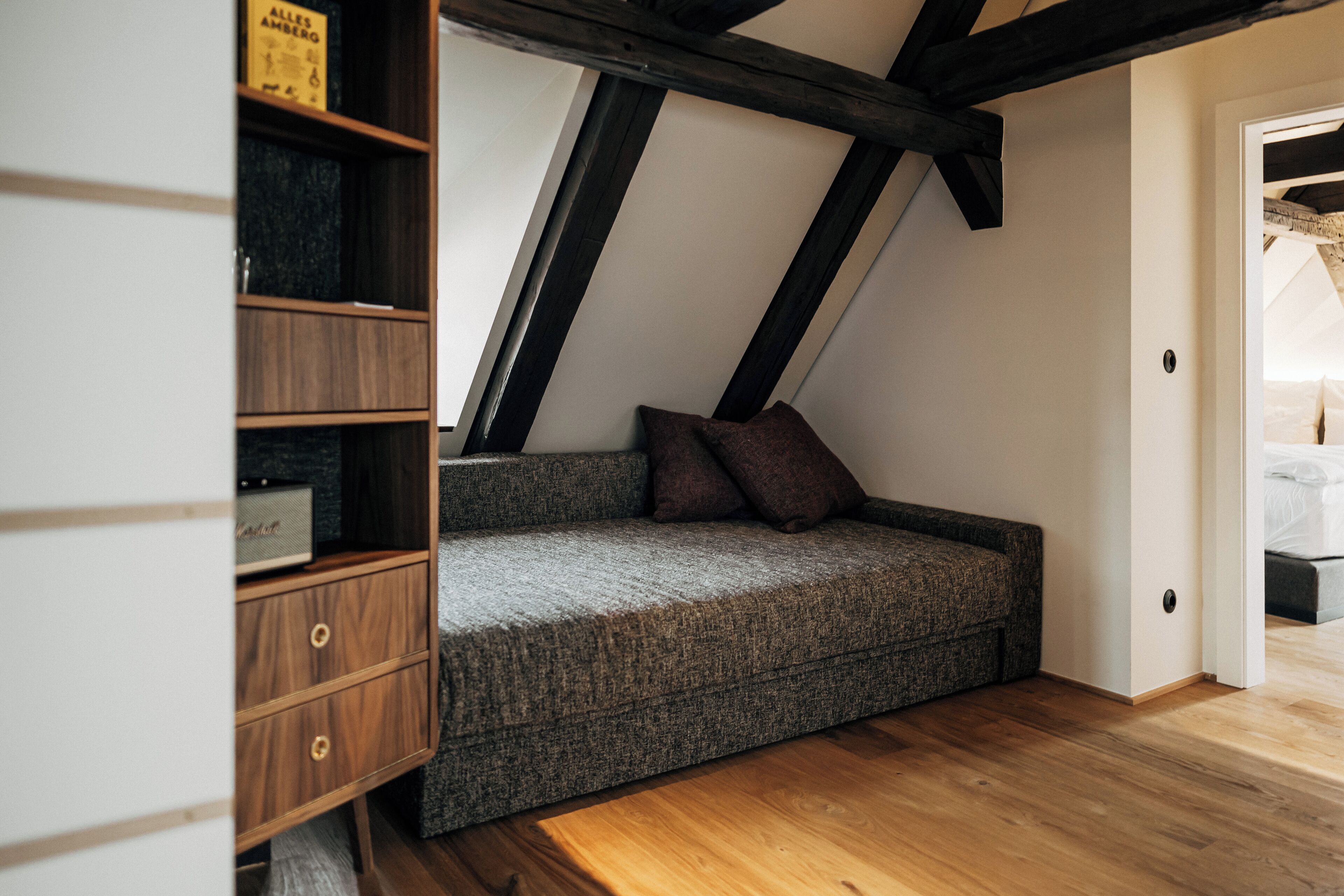 Deluxe-Suite, Flussblick | Zimmersafe, Verdunkelungsvorhänge, schallisolierte Zimmer