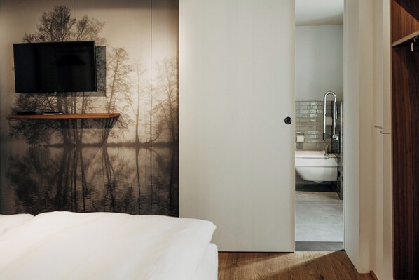 Habitación Confort doble | Caja fuerte, cortinas opacas, sistema de insonorización