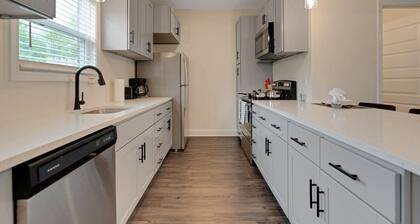 Get comfortable and enjoy 2 bedroom with 2.5 bathroom at this spacious unit