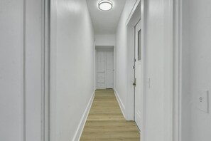 Interior - This apartment is a 2 bedroom(s), 1 bathrooms, located in Rochester, NY. (Rochester)