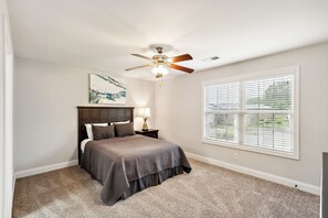 2 bedrooms, desk, iron/ironing board, travel cot