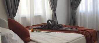 3 Bedroom Villa Din Daeng BKK