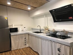 Family House | Private kitchen - 3 Bedroom Villa Din Daeng BKK (Bangkok)