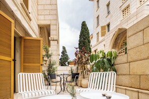 Terrace/patio - Andromeda's Charm by Sea N' Rent (Tel Aviv)