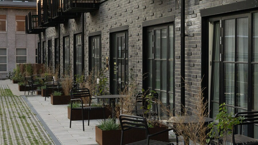 Flora Apartment Hotel