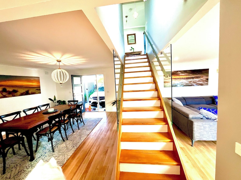 Modern 4br Beachfront Home, Incredible Views. - Lyndhurst