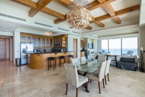 Dining - Ocean Wrap Around Oceanfront Balcony at Tessoro (Las Conchas)