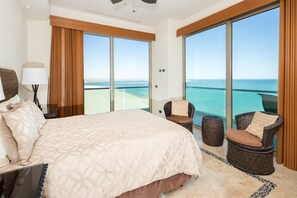 3 室のベッドルーム、アイロン / アイロン台、WiFi、ベッドシーツ