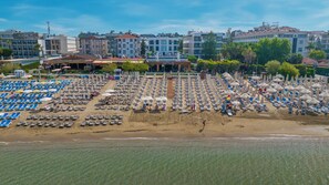 On the beach - Simus Beach Hotel (Manavgat)