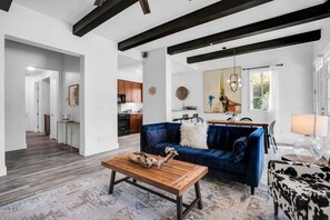 TV, fireplace, offices