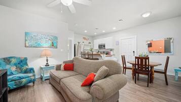 智能電視、 辦公室