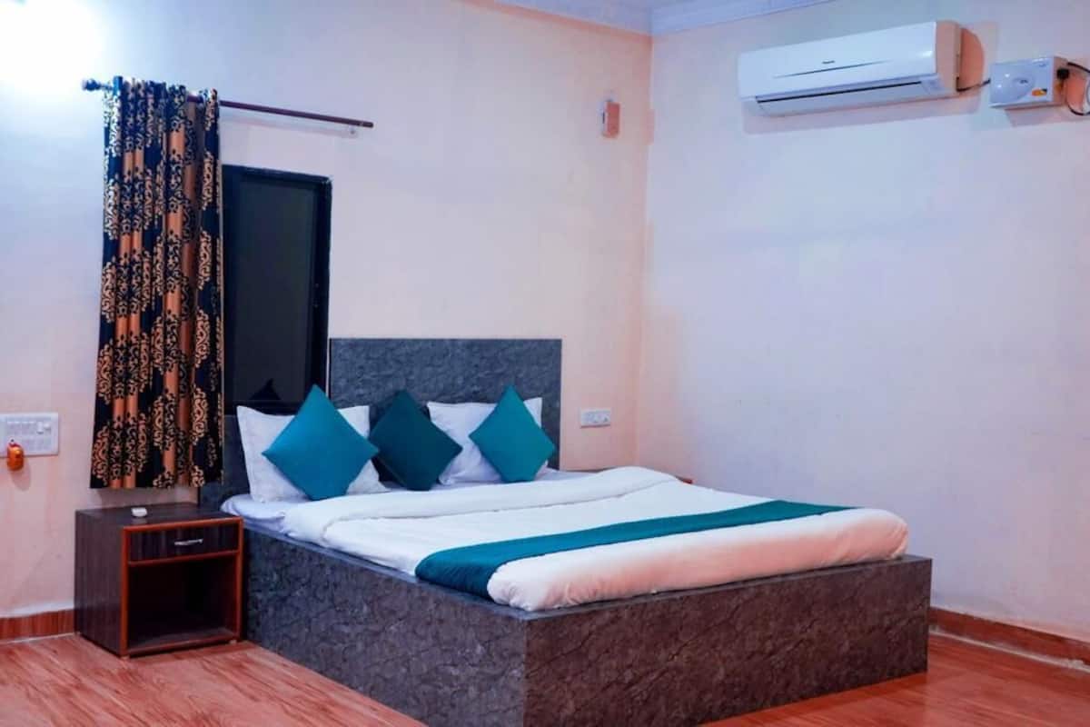 Deluxe Room, Balcony, Garden View