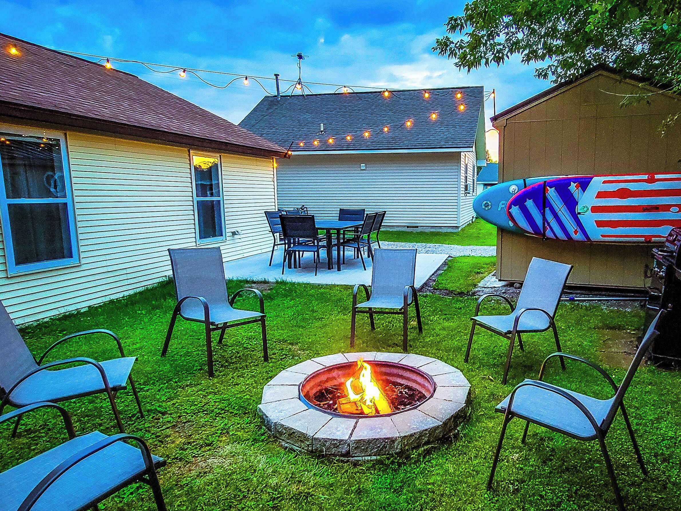 Lakeview w/ Road Access, Paddle Board, Firepit, Grill, Patio, Dog-Friendly