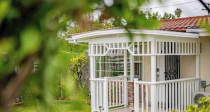 Modern Luxury in San Gabriel Valley Retreat