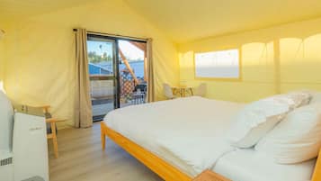 1 habitación, escritorio, wifi y ropa de cama