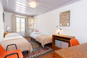 2 bedrooms, iron/ironing board