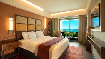 Habitación doble estándar, balcón, vista al mar | Espacio para trabajar con laptop, insonorización y wifi gratis