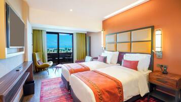 Espacio para trabajar con laptop y sistema de insonorización