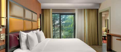 Family Room, Multiple Beds, Balcony, Garden View