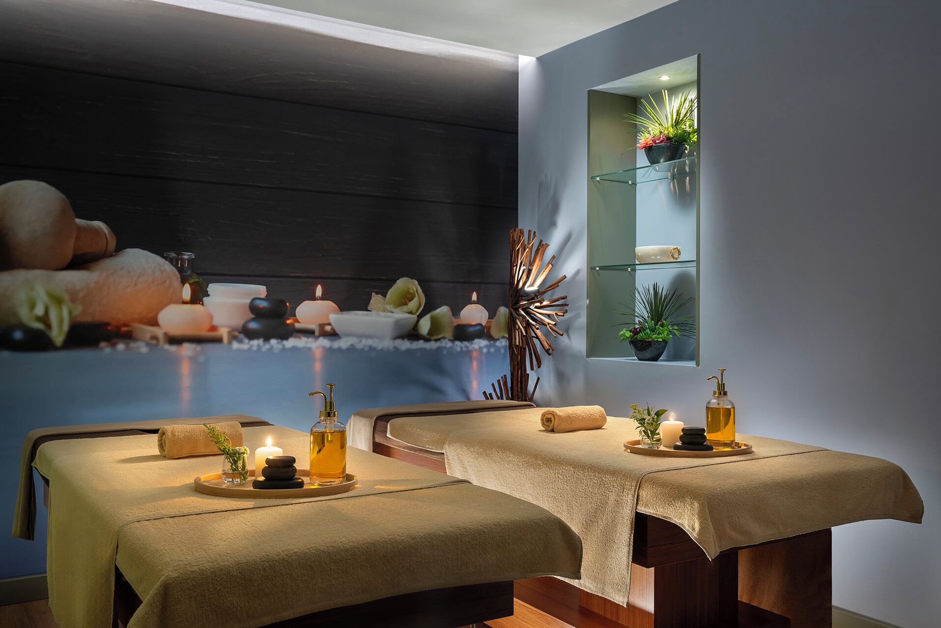 Couples treatment rooms, sauna, steam room, Turkish bath, hydrotherapy