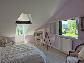 4 chambres, bureau, fer et planche Ă repasser, Wi-Fi gratuit