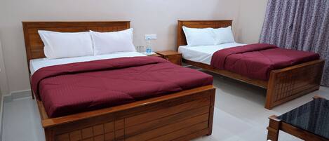 Egyptian cotton sheets, premium bedding, free WiFi