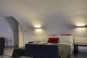 1 soverom, strykejern/-brett, wi-fi (inkludert) og sengetøy