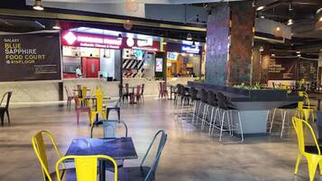 Studio | Bar (di properti)
