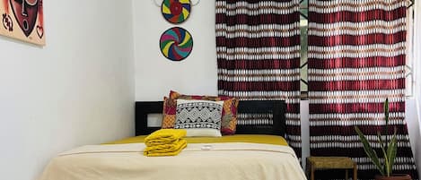 Ferros/tábuas de passar roupa, Wi-Fi, roupa de cama