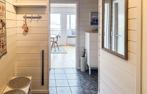 Awesome apartment in Tjørhom